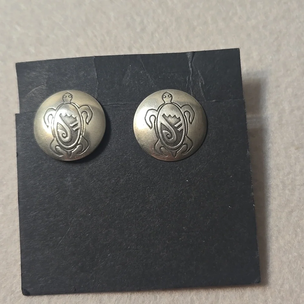 Sterling  Silver Turtle Stamped Stud Post Earrings Concho Style 3/4
